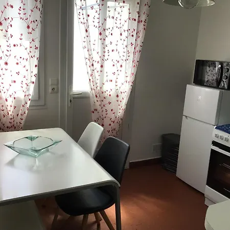 Дом отдыха Sara's 24 *